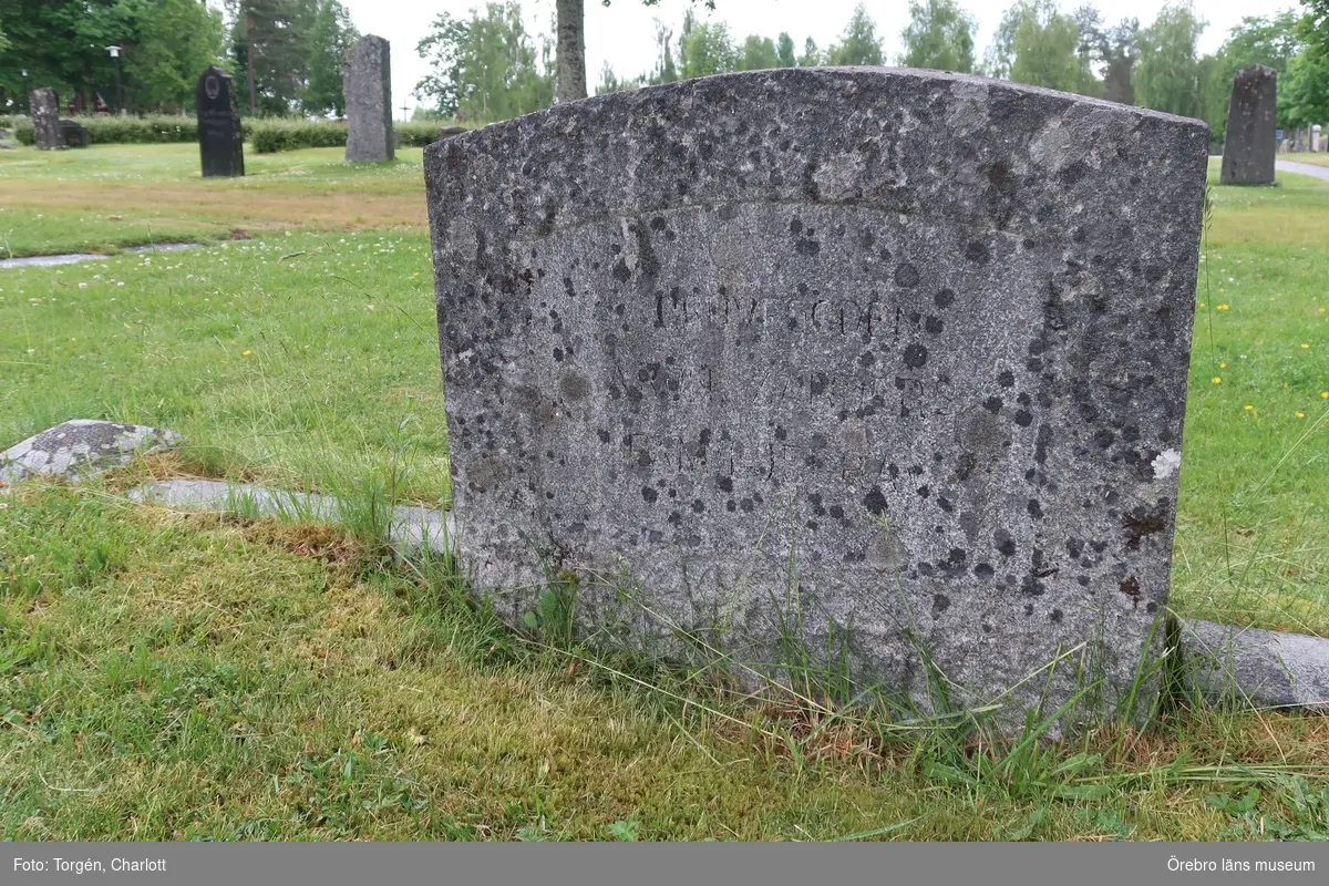 Inventering av kulturhistoriskt värdefulla gravvårdar i samband med upprättade av vård- och underhållsplan för Lindesbergs södra kyrkogård, avseende kulturhistoriska värden.