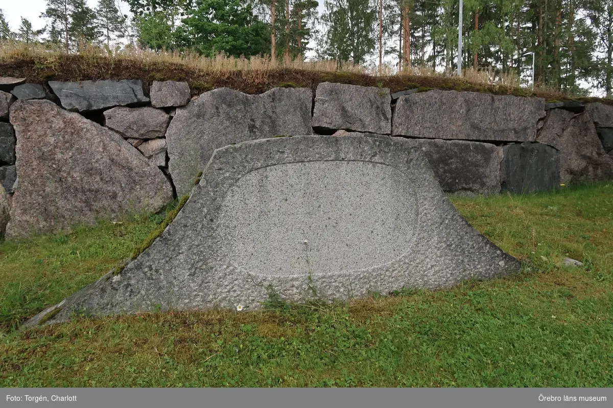 Inventering av kulturhistoriskt värdefulla gravvårdar i samband med upprättade av vård- och underhållsplan för Lindesbergs södra kyrkogård, avseende kulturhistoriska värden.