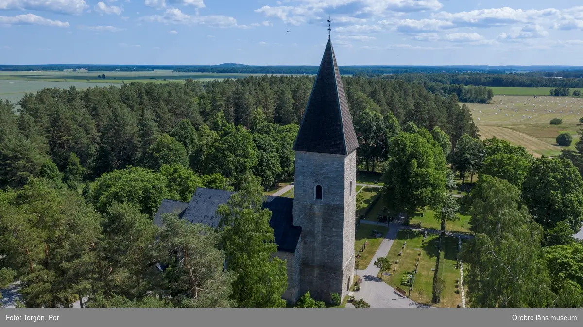 Mosjö kyrka
