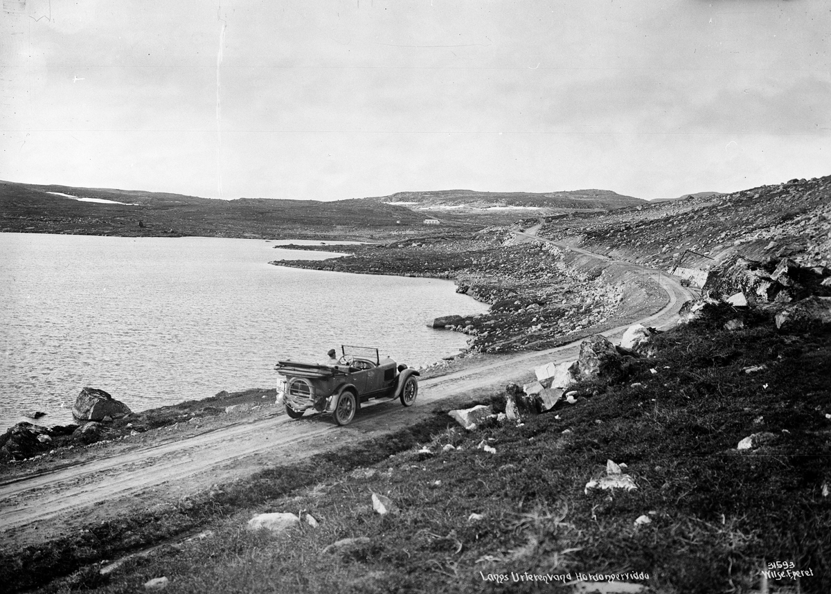 Prot: Veien langs Ustevand
Neg: Langs Urterenvand Hardangervidda