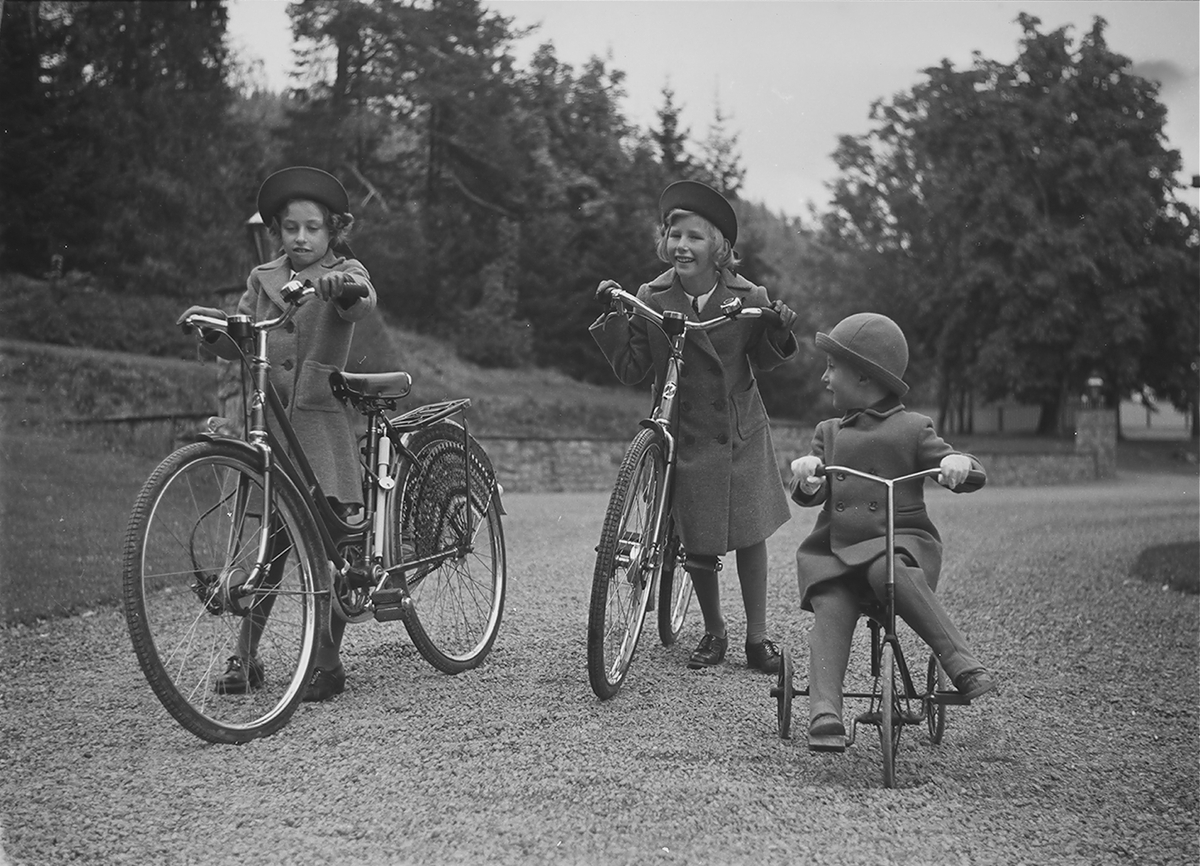 Prot: Med Cykler alle tre