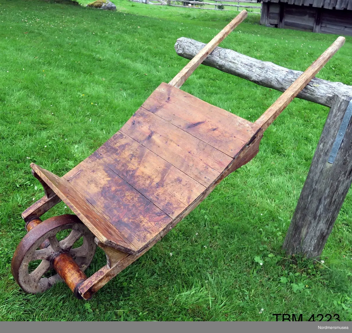 Såpe i originalpakning frå fabrikken.