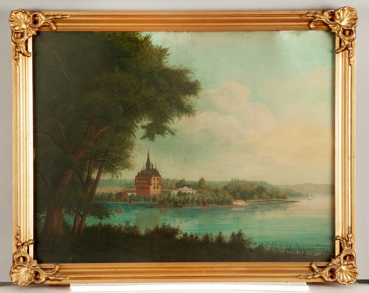 Wiks slott från sjösidan.