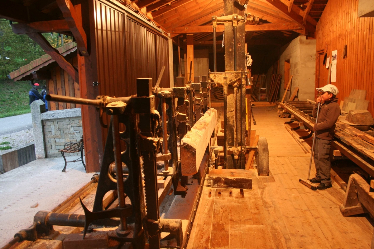 Haute Savoie sagbruk, oljepresseri