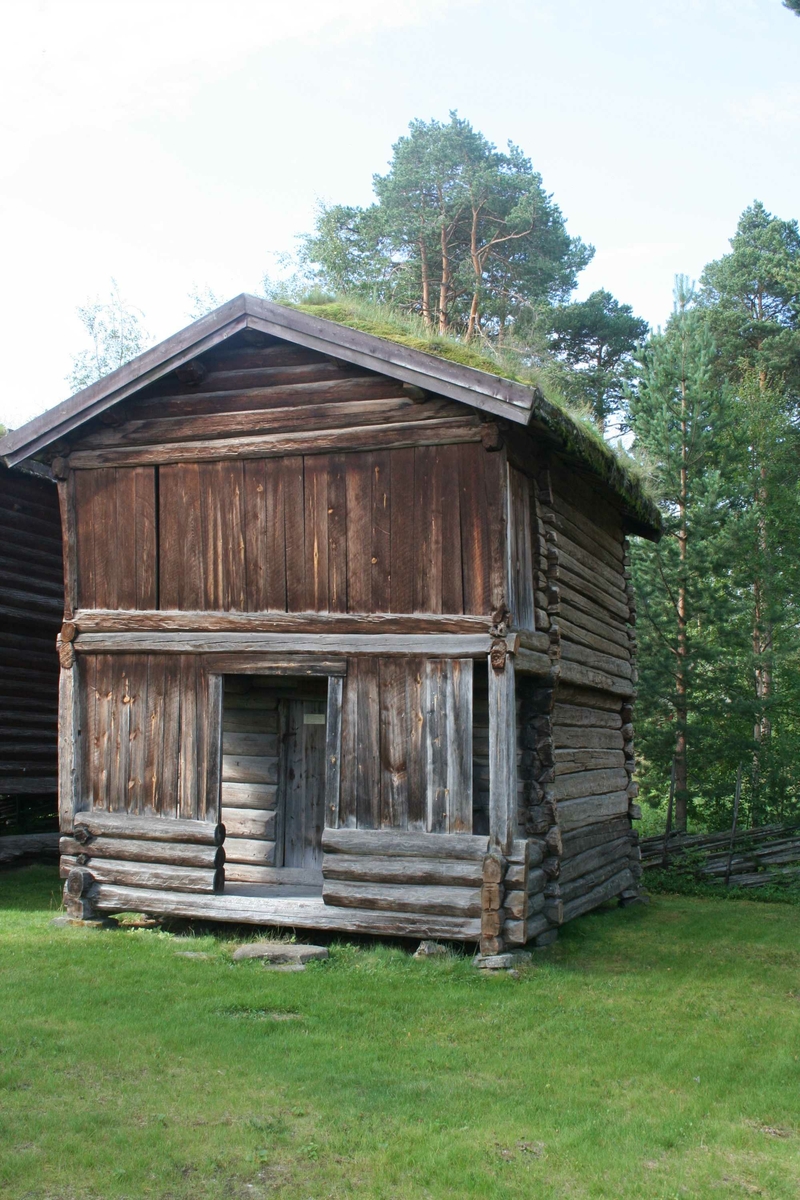 Loft fra Øverby