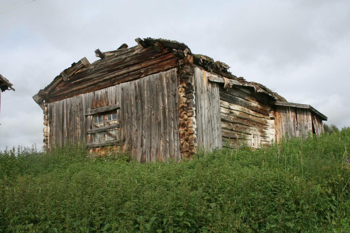 Stall, ruin