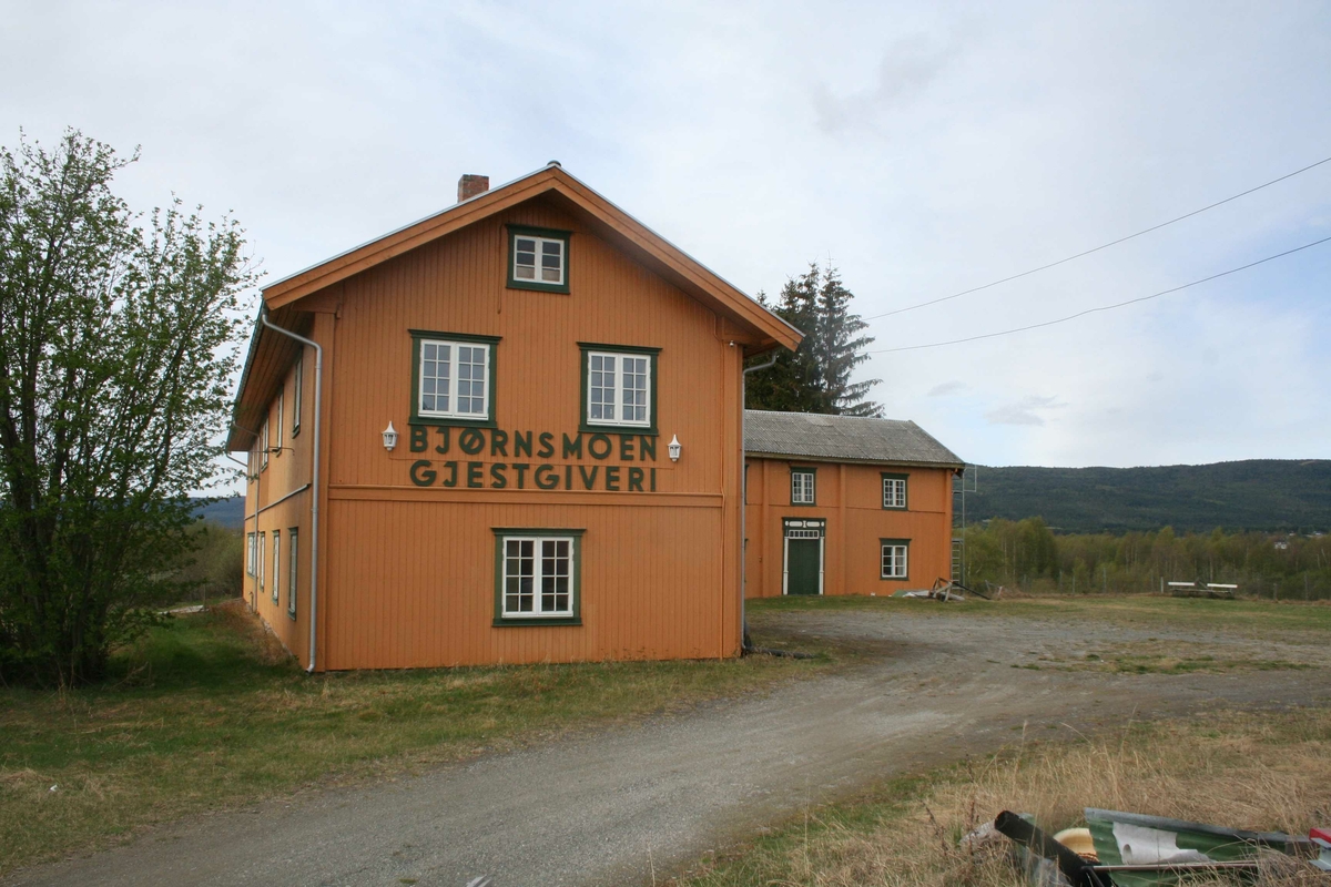 Bjørnsmoen, Brugata, Tynset sentrum