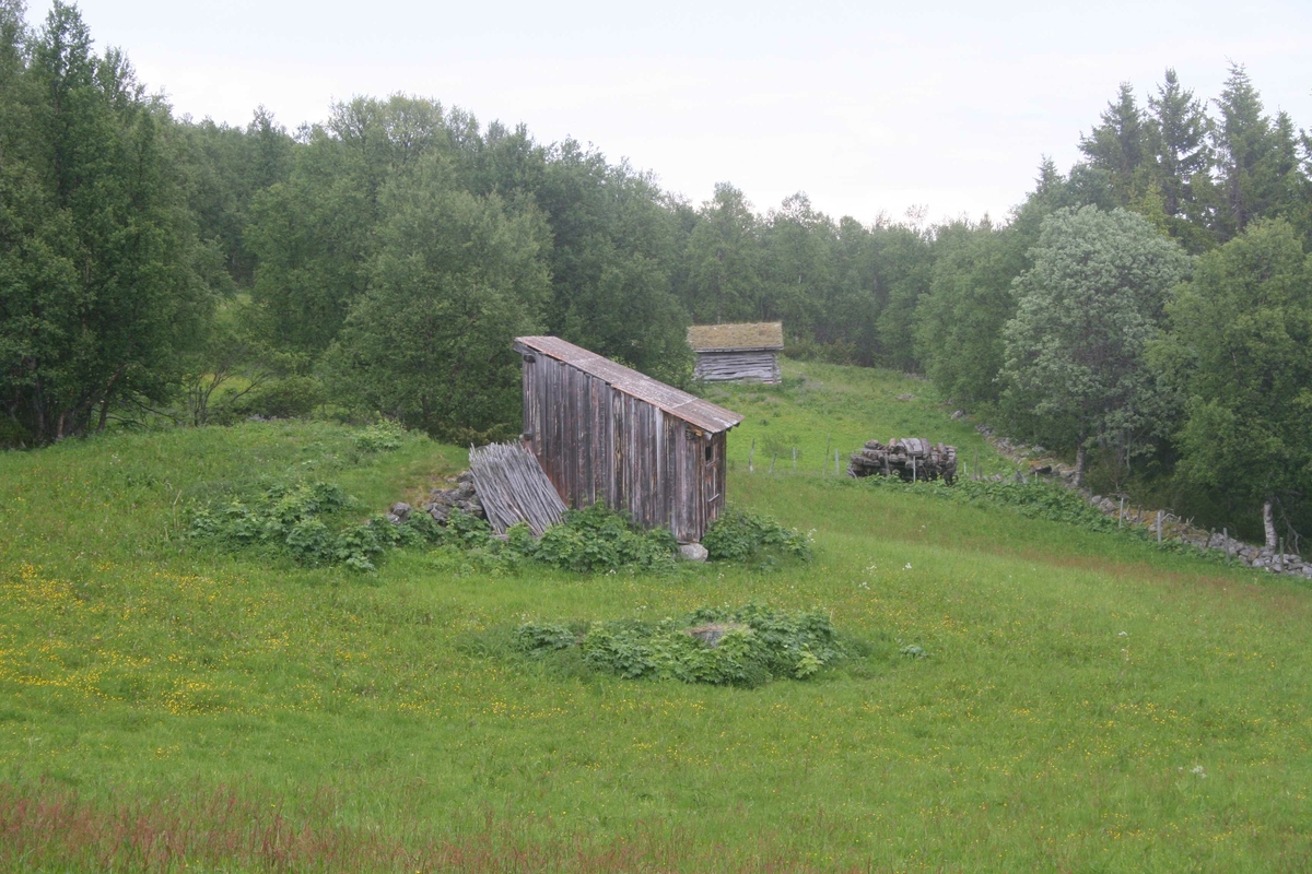 løe, slåtteng, steingjerde, Dalsbygda