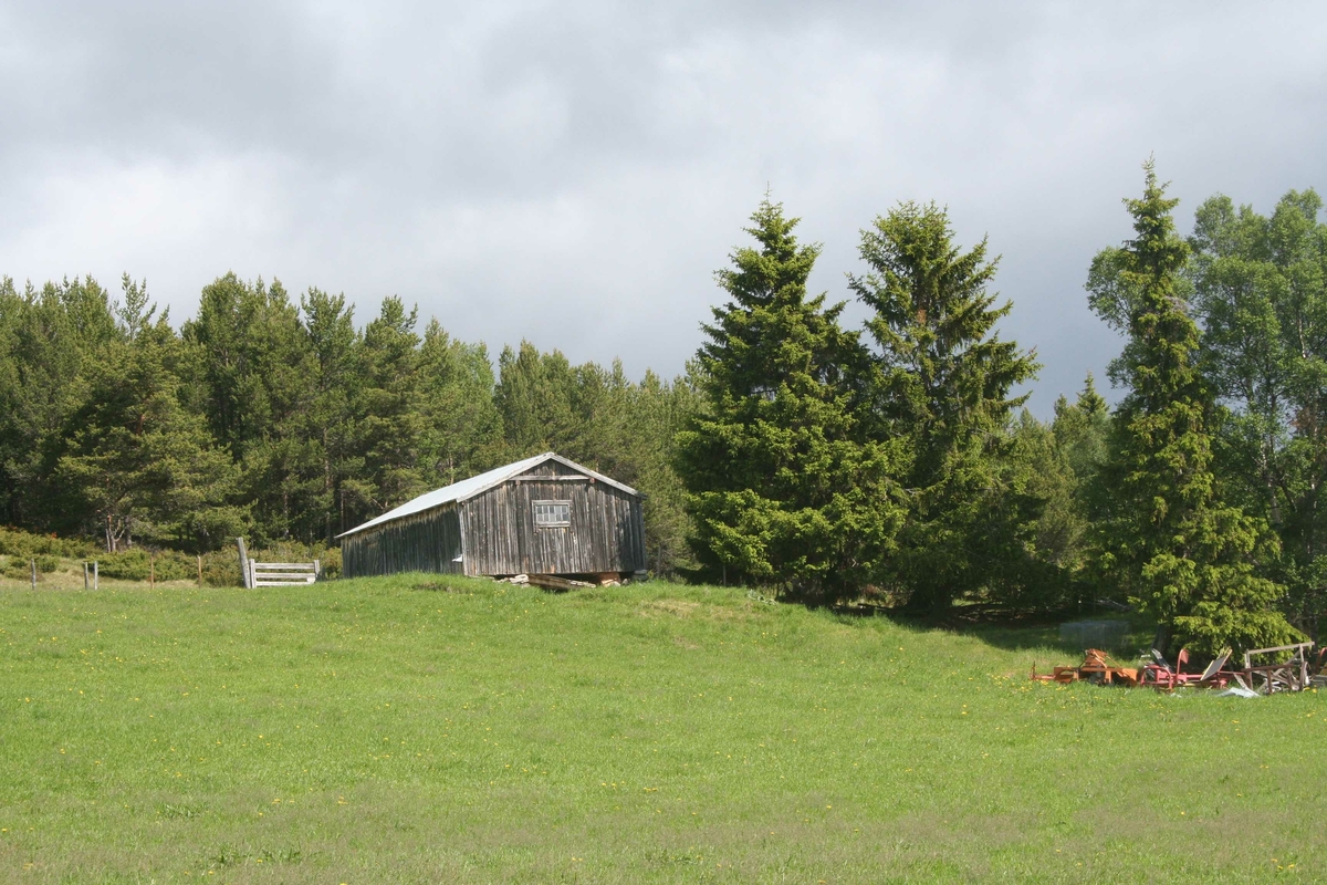 sommerfjøs, gardsbruk, blomstereng, Streitlien mellom, Nordistugu