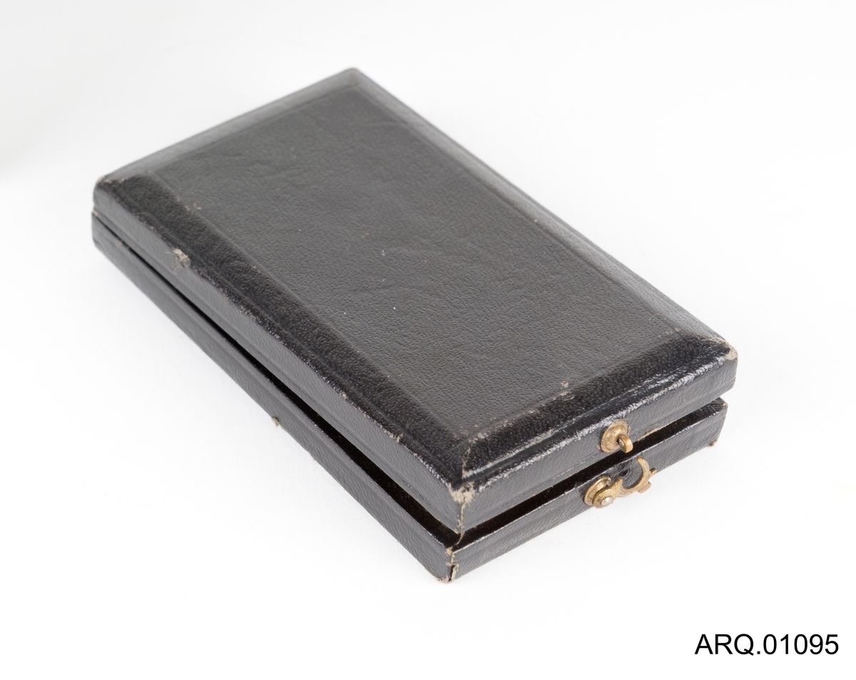 Engel, basun og flagg