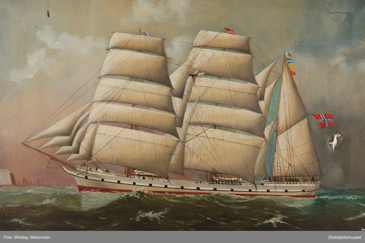 SYDENHAVN av Skien