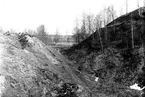 Gravfältsområde, omedelbart norr om Ströbohög, före renoveringen 1937, i Köping.