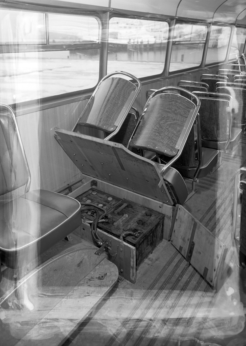 Buss fra Trondheim Bilruter. Eksteriør og interiør på Laderuta