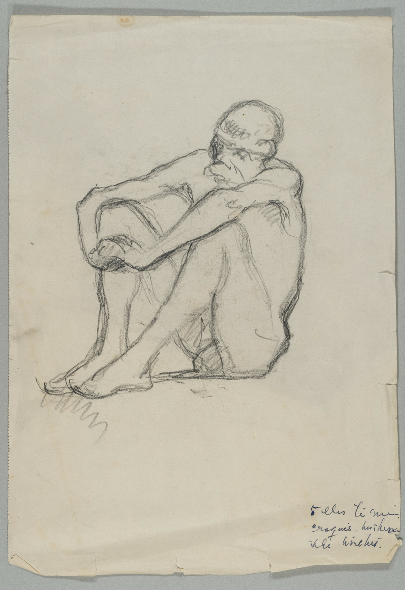 Croquistegning av mann sittende på bakken med armene rundt knærne.