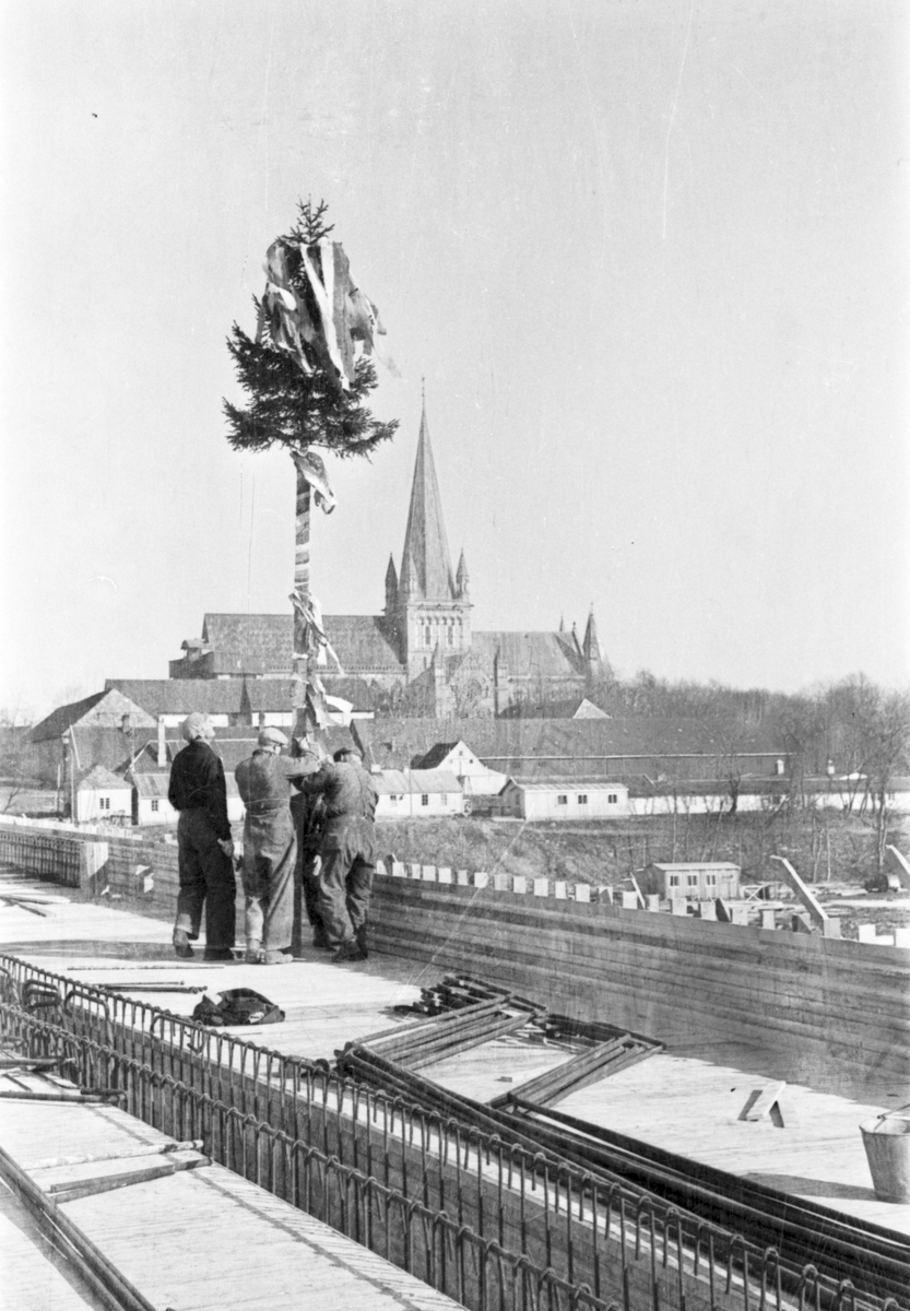 Elgeseter bru, Kranselag