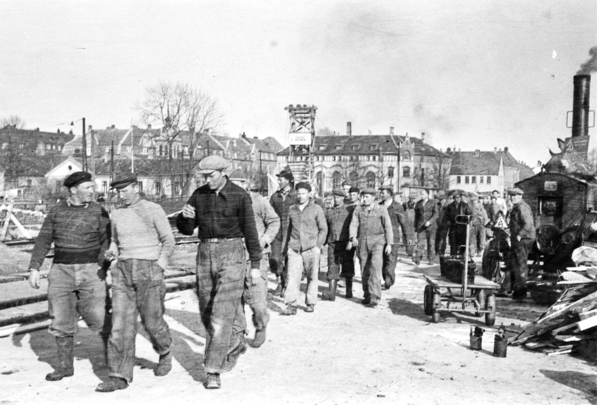 Elgeseter bru, Kranselag