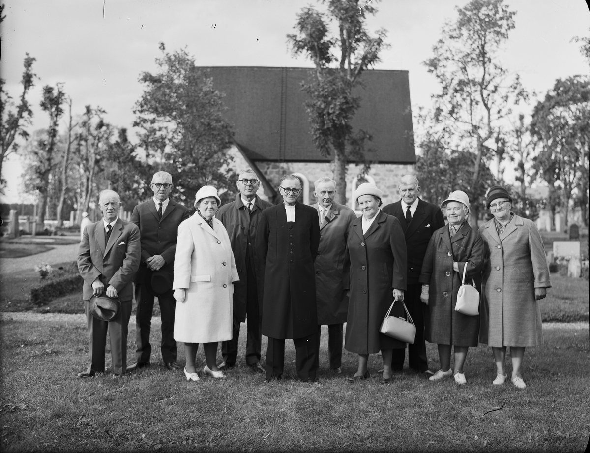 40-årsjubileumsträff för 1925 års konfirmander, Hökhuvud socken, Uppland 1965