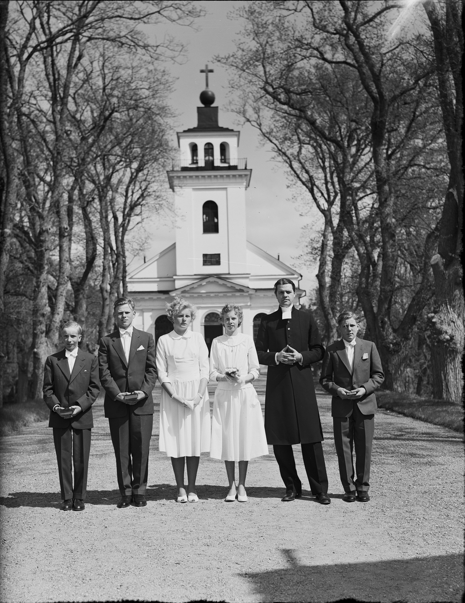 Konfirmander, Forsmarks kyrka, Uppland