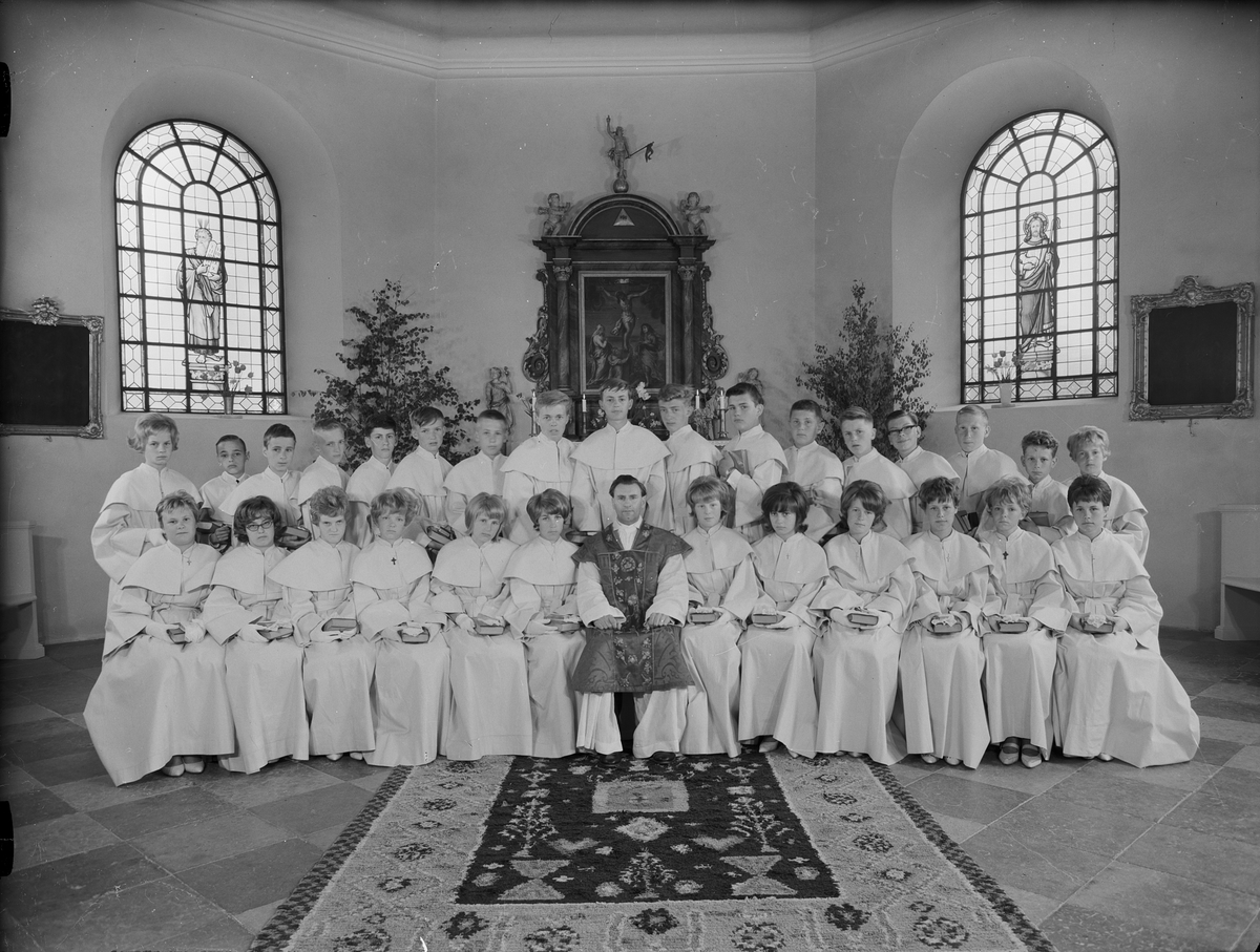 Konfirmander, Östhammars kyrka, Uppland 1963