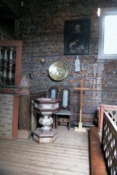 DOK:2002, Kvikne kirke, interiør,