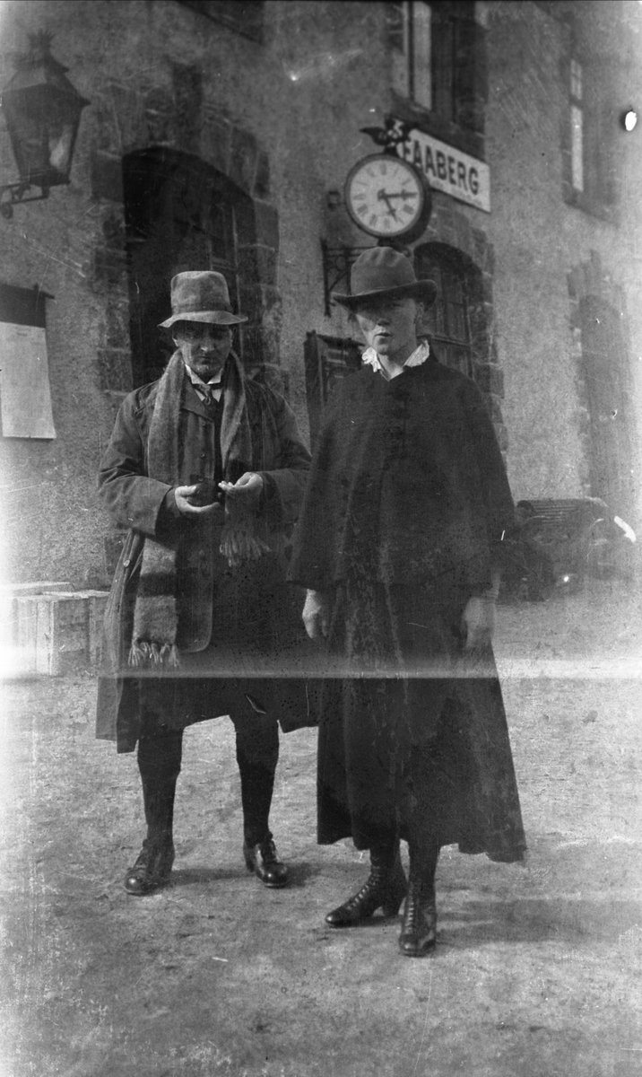 Fåberg stasjon, gruppe, ukjent,