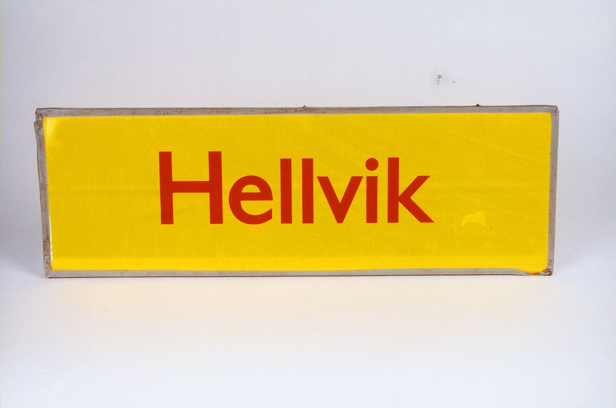 Postmuseet, gjenstander, skilt, stedskilt, stedsnavn, Hellvik.