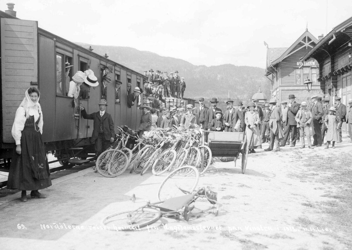 Kort: N.Fron 25/5 1912 Ungdommens transport fra Vinstra efter stevnet i Pinsen 1912