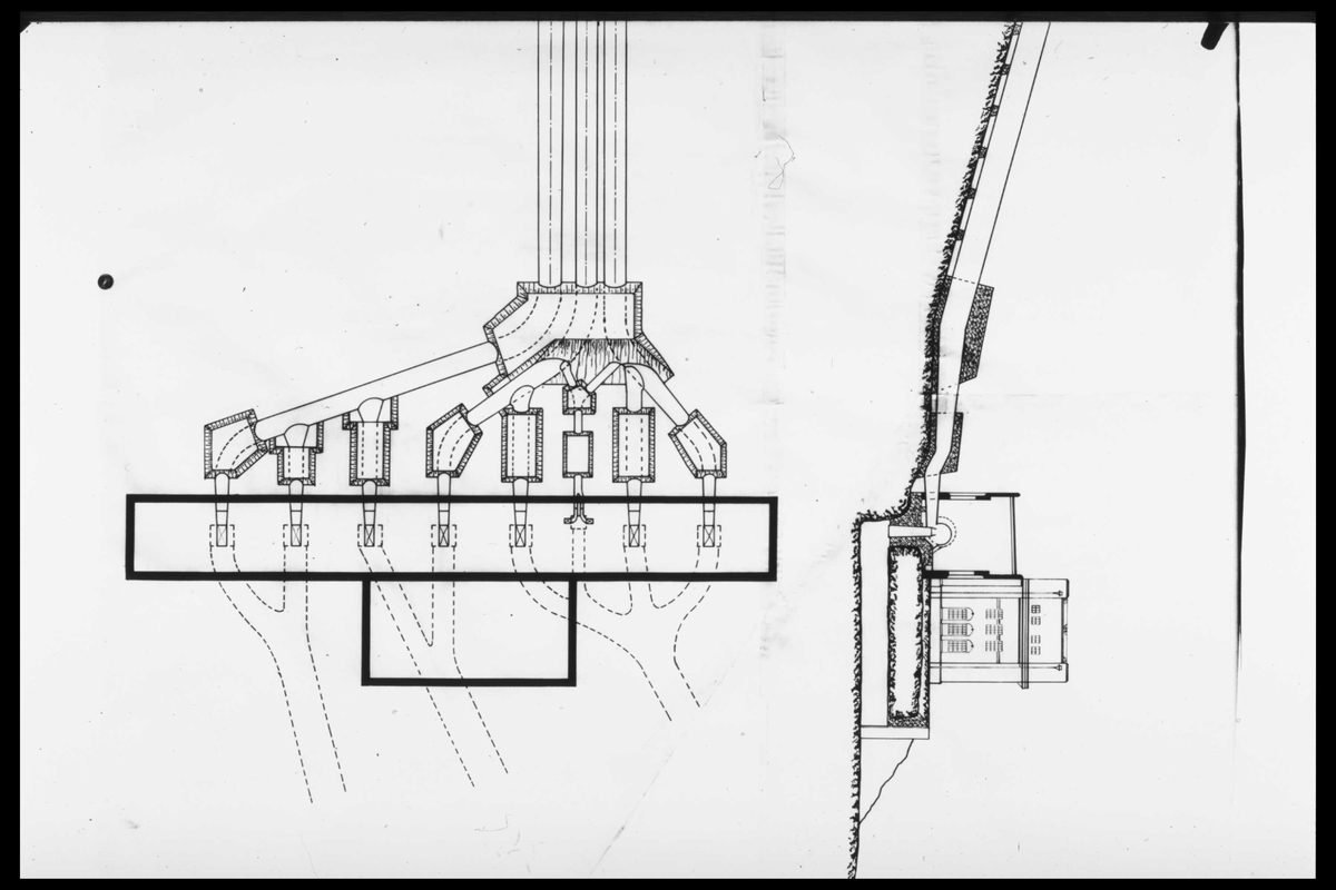 Arendal Fossekompani i begynnelsen av 1900-tallet
CD merket 0469, Bilde: 46
Sted: Bøylefoss
Beskrivelse: Skisse kraftstasjon med rørgate