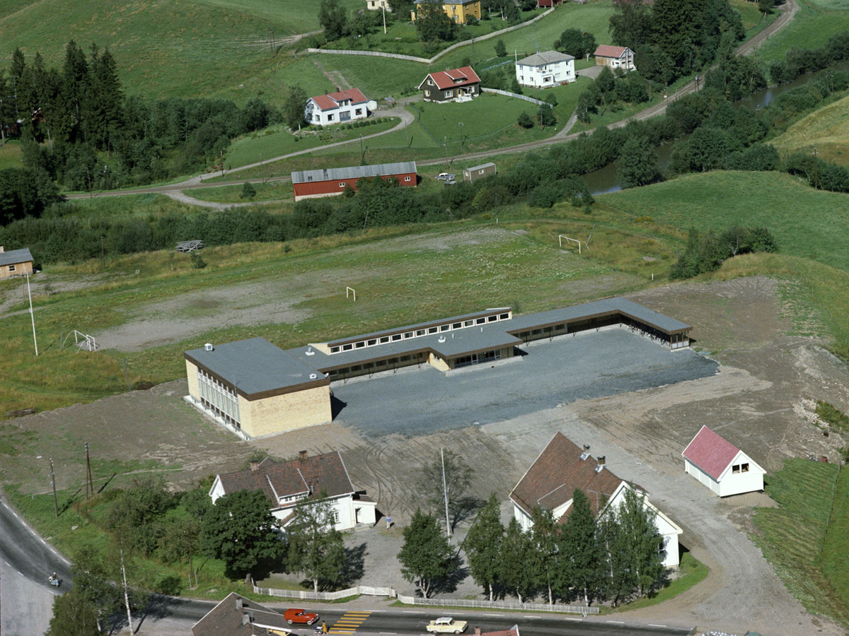 FROGNER BARNESKOLE