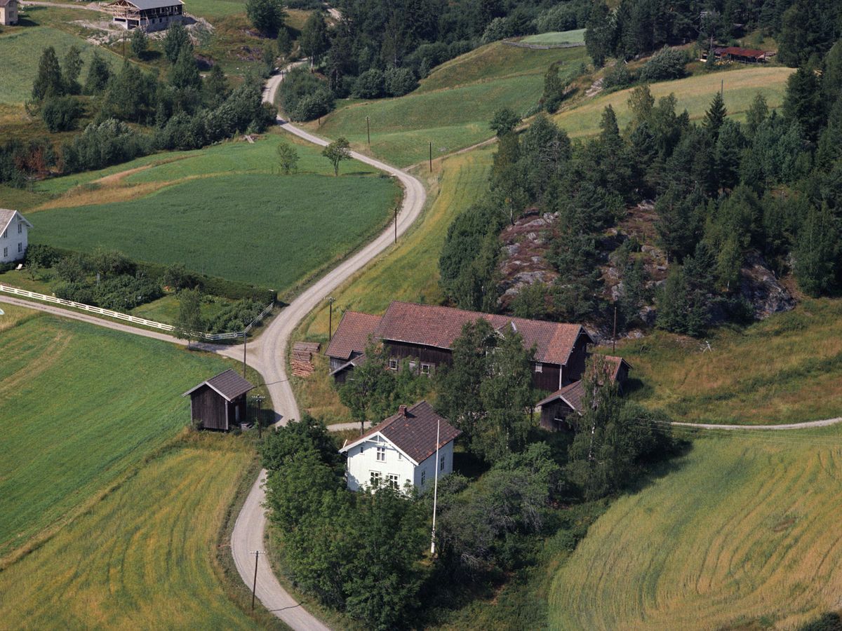 GREPPERUD GÅRD