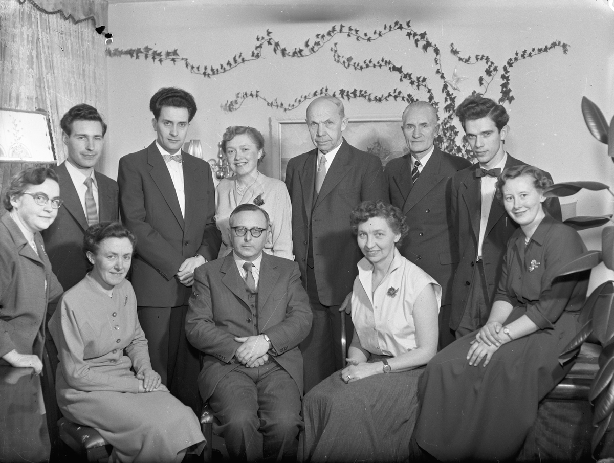 Bjerkely. 8. mars 1958. Lærerværelset.