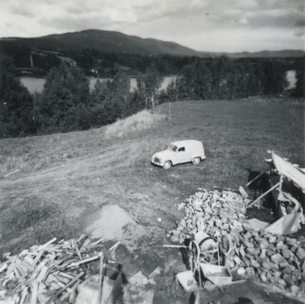 Husbygging i Sundet tidlig på 1950-tallet.