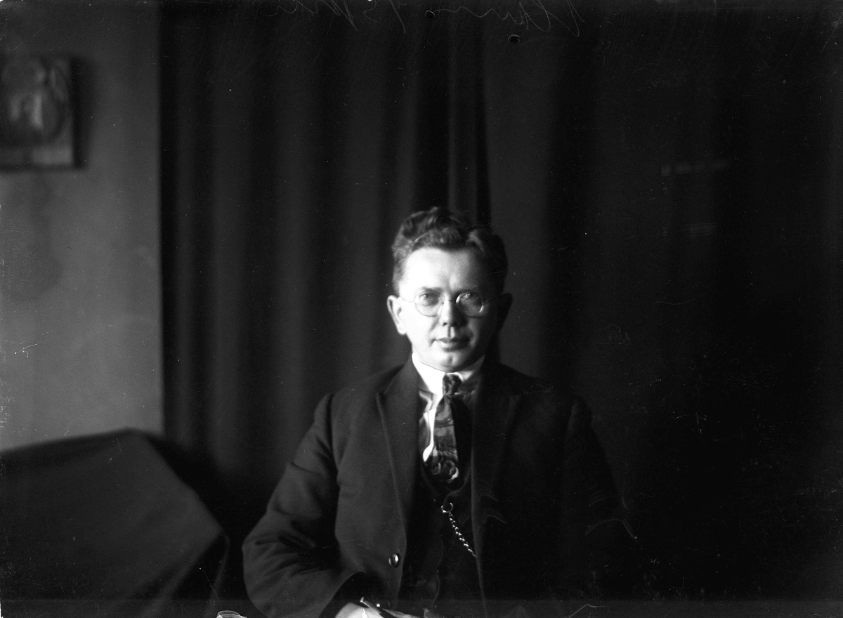 Adam Bjørn, portrett