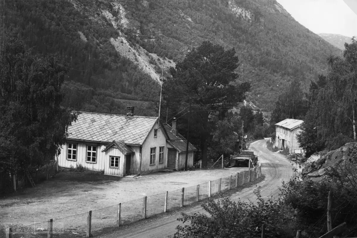 Skolestua. .Stokke skole.