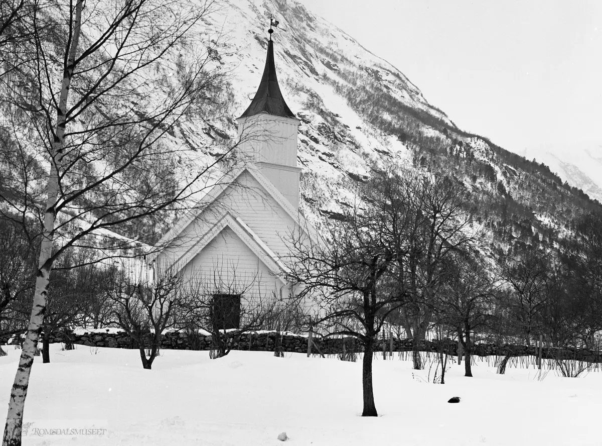 Eikesdal kirke