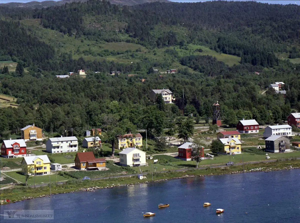 Eiendommer Tøndergård midt i bildet.Tøndergård. Øren, Aslak og Gruner