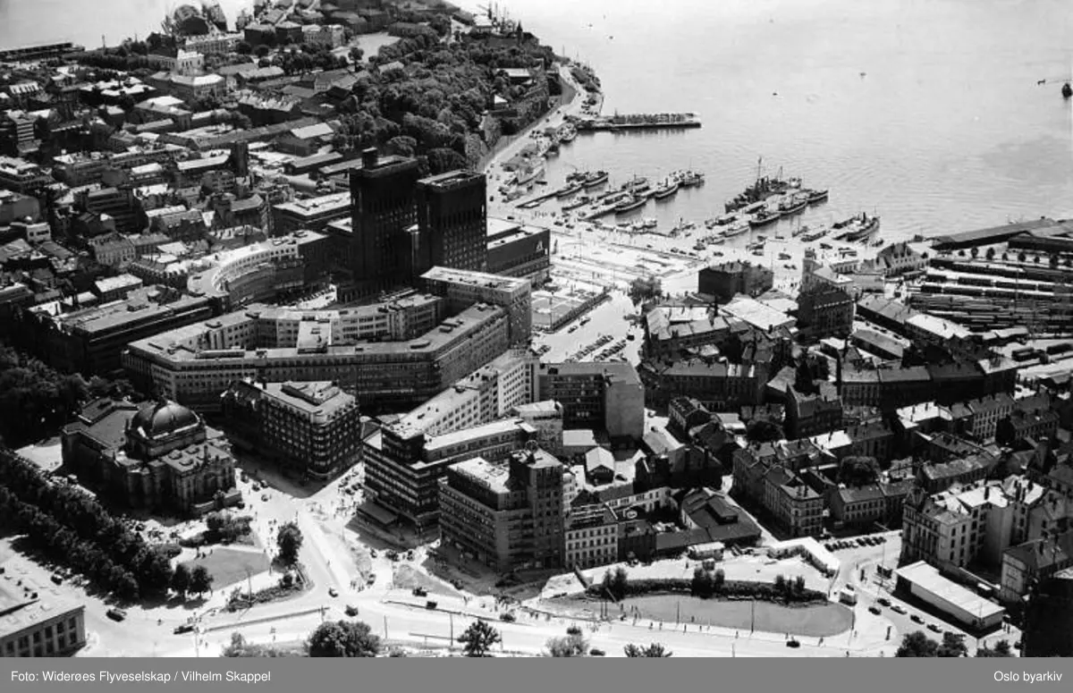 Rådhuset -Oslo byarkiv / DigitaltMuseum