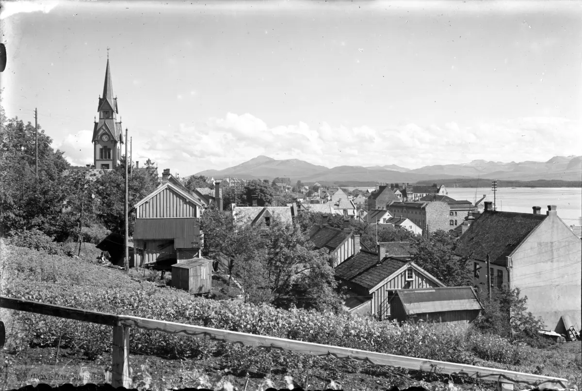 Molde by sett fra vest., Molde fra Gjærde Sandveien.