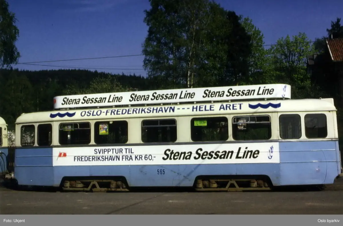 Høkavogn med reklame for Stena Sessan Line.