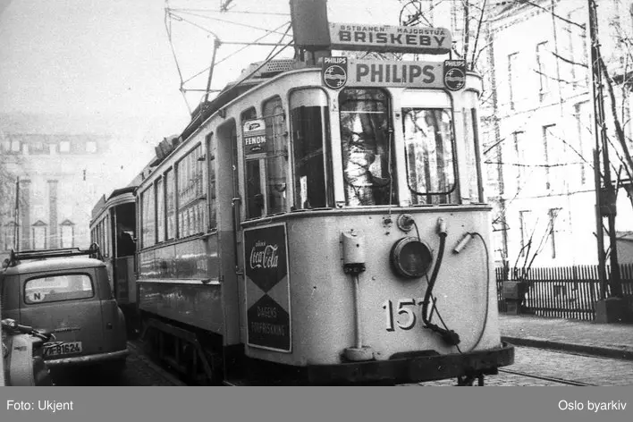 Oslo Sporveier. Trikk motorvogn 157 (fra 1922, utrangert 1966) type Brill på linje 1, Majorstuen-Sinsen over Briskeby, her i Inkognitogata.