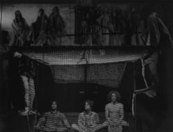 "Reise i nattens dyp", teaterforestilling av Rocco Petruzzi 