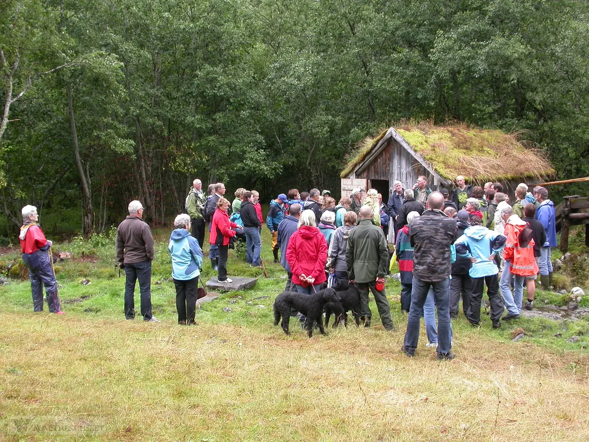 Oppigardkverna, kulturhistorisk vandring.