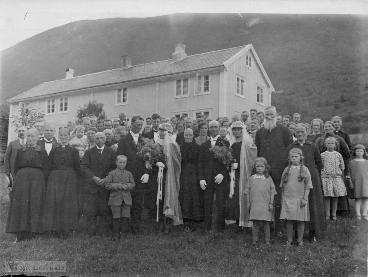 Dobbeltbryllup i Pålgarden.