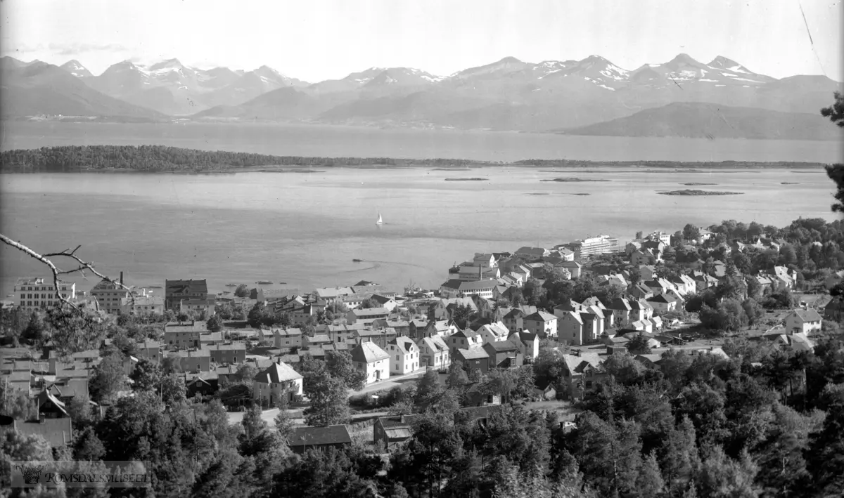 Molde i panorama sett fra Nord, Molde by sett fra Fagerlia.