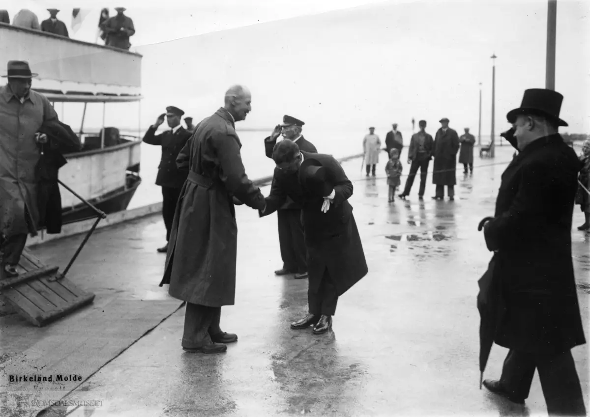 Kong Håkon åpner landbruksmessen 1931.