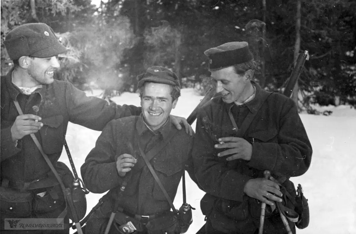 "17.april, skitrening i Østerdalen".."Norske soldattyper".."Oslo ansikter"