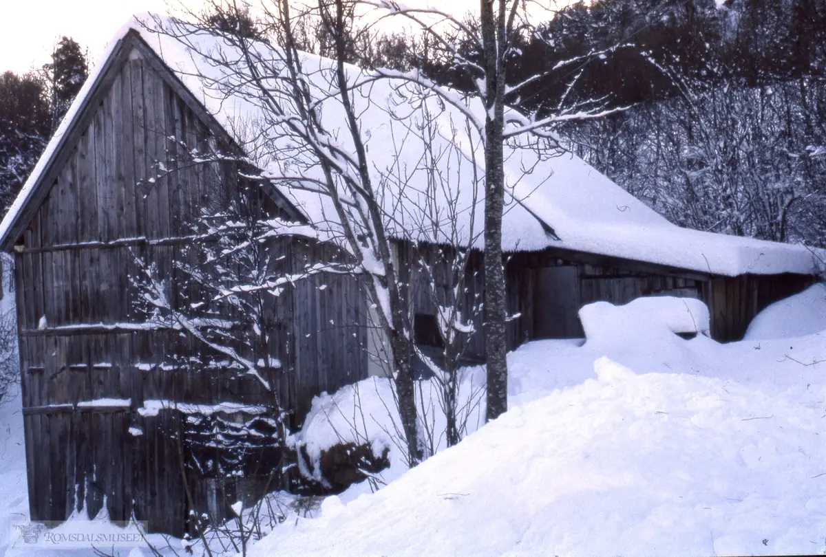 Knut Øverland sitt garveri, Sandsbukta. ..(8P6ss3).