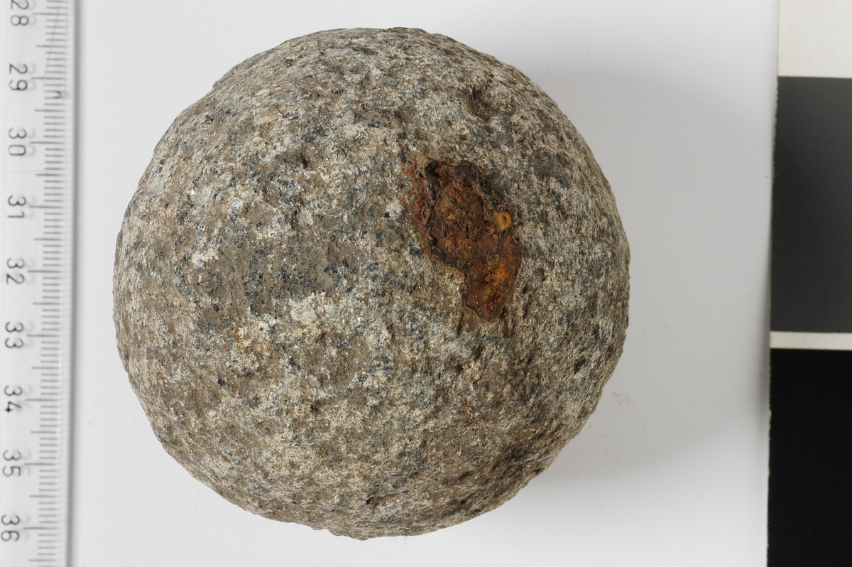 MALV: DIAMETER: 7, 5 CM. 