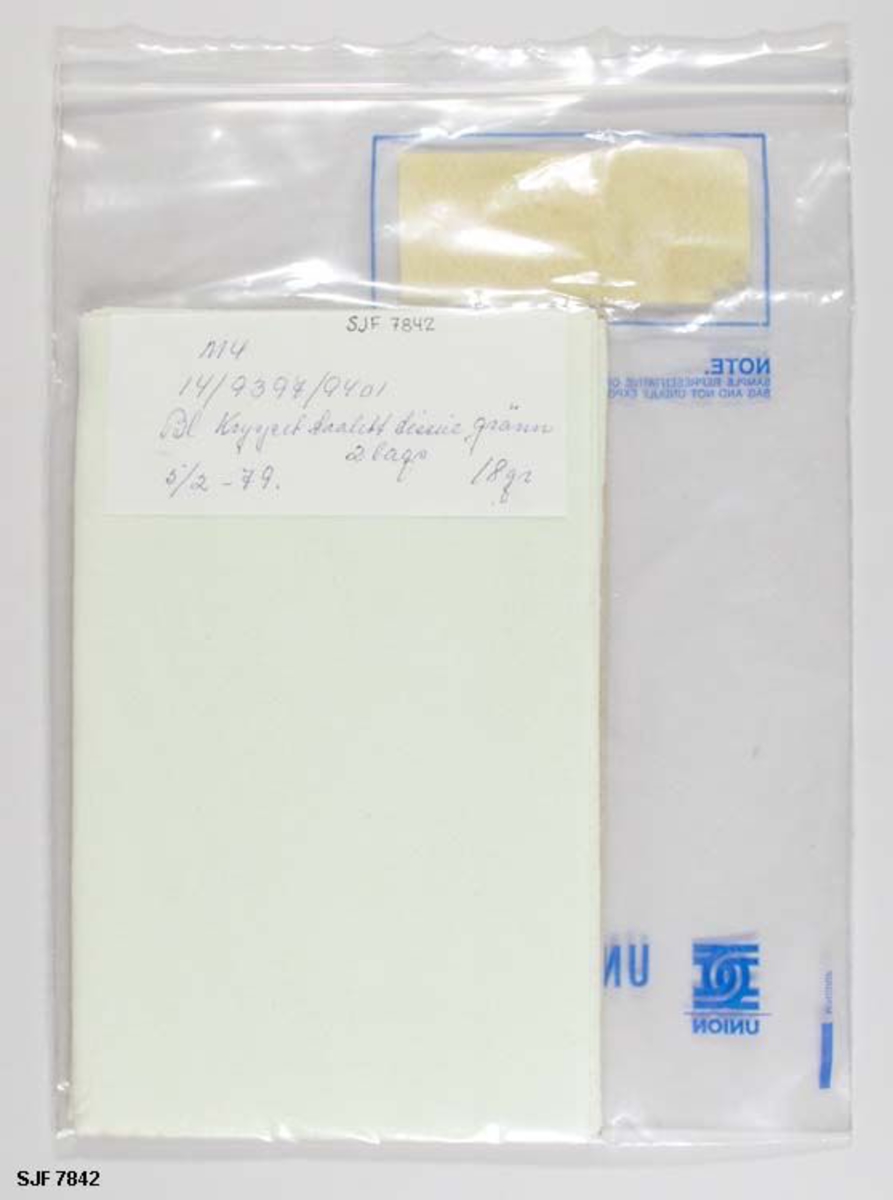 Dette er papirtype: Bl. kryppet toalett dessie grønn 2 lags, 18gr. Papirprøven ligger i plastpose. 
