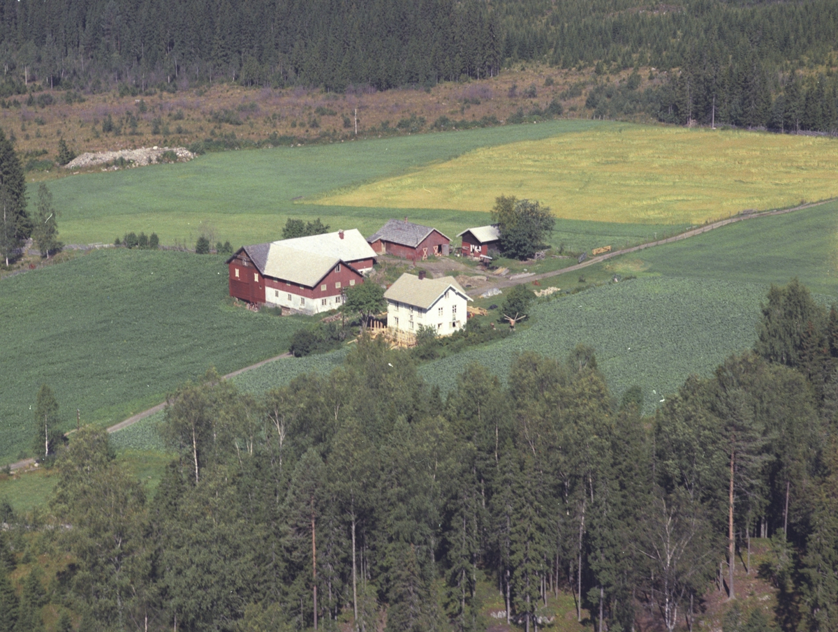 Flyfoto av Øvre Bjørklisveen, Åsmarka, Ringsaker.